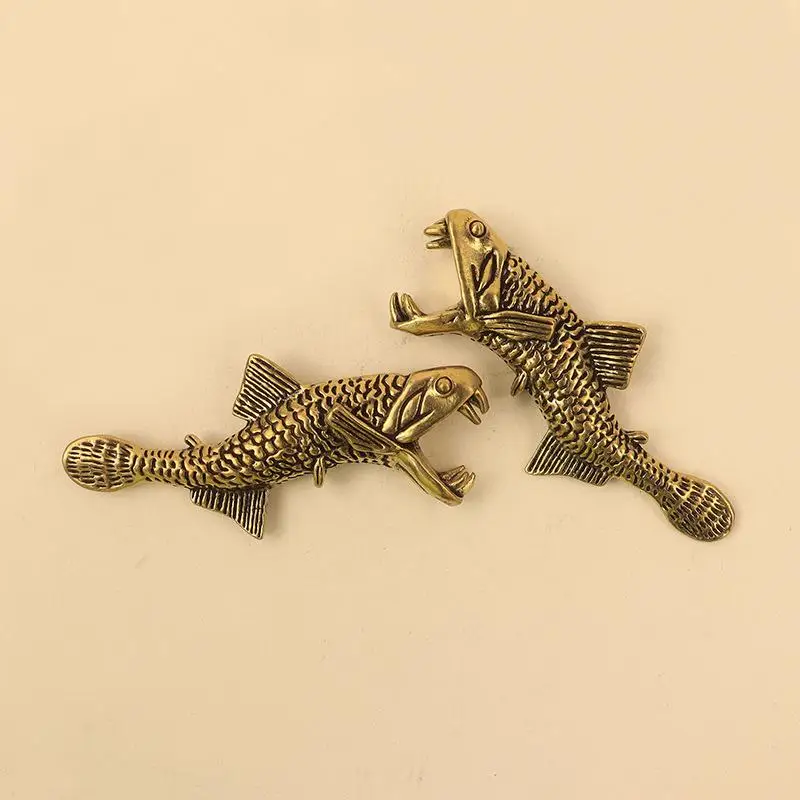 Retro Brass Piranha Collectible Statue Mini Vintage Metal Fish Figurine Desktop Ornament for Table Decor Collection