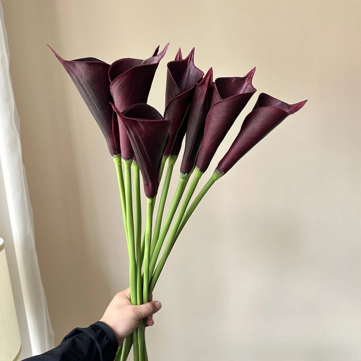 5 Stück künstliche PU-Kallalilienblüten, Brautstrauß, Tischdekoration für Hochzeiten, echt anfühlende Kallalilienblüten, Dekoration für Zuhause und Partys – Detail 3