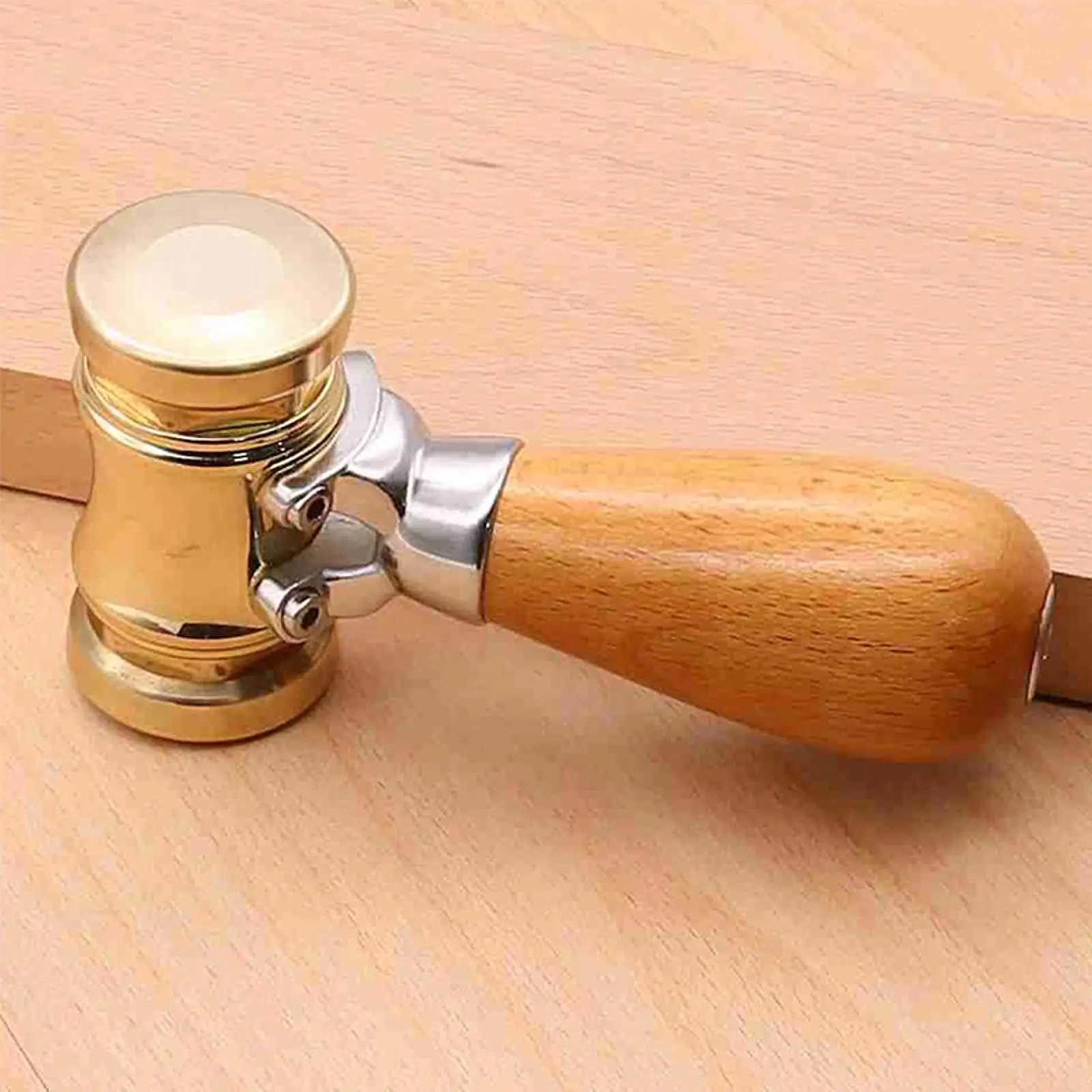 

Woodworking Brass Head Mallet Carpenter Hand Tool Wooden Handle Carpenters Auxiliary Tool for Joinery Assembly Wood Carving