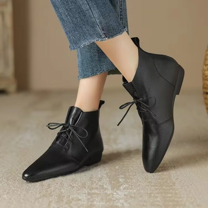 

2024 Women's Ankle Boots Fall Chunky Trend Comfortable shoes with pointed toe low heel bow tie are new on the shelves