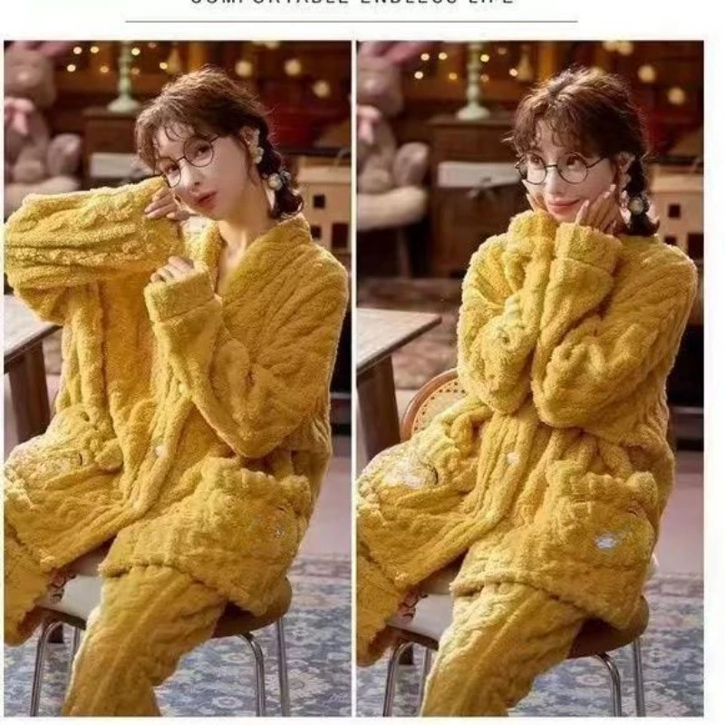 Pajama Women New Style Coral Fleece Intensification Bear Pop Cute Suit Ms. Flannel Autumn and Winter Nice and Warm Comfort