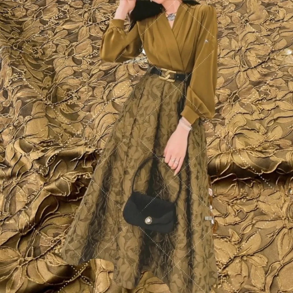 

Окрашенная в пряжу парчовая жаккардовая ткань для платья, костюма, пальто, мода, темное плетение, европейский бренд, модный дизайн, ткань, материал для шитья своими руками