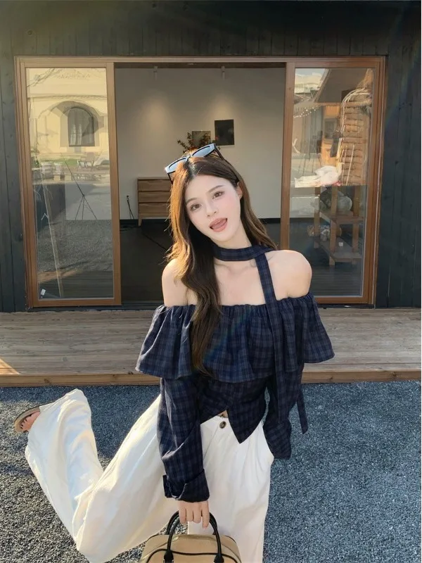 

Retro Off-Shoulder Pleated Women's Shirt Spring 2026 New Hanging Neck Plaid Waist-Cinching Short Trendy Top