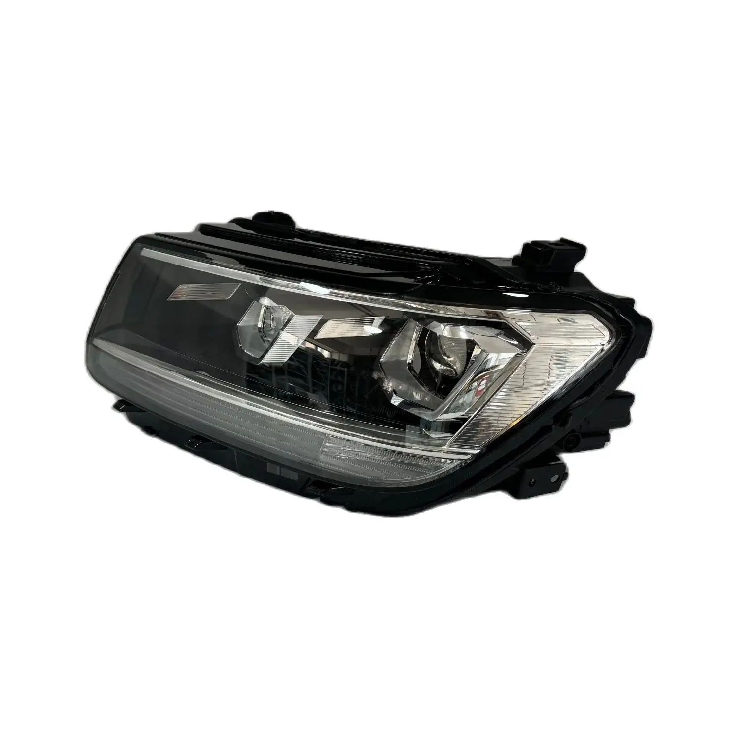 For 2017-2019 Volkswagen Tiguan L Xenon Headlamps Original lighthouse automotive headlights HID High definition projector