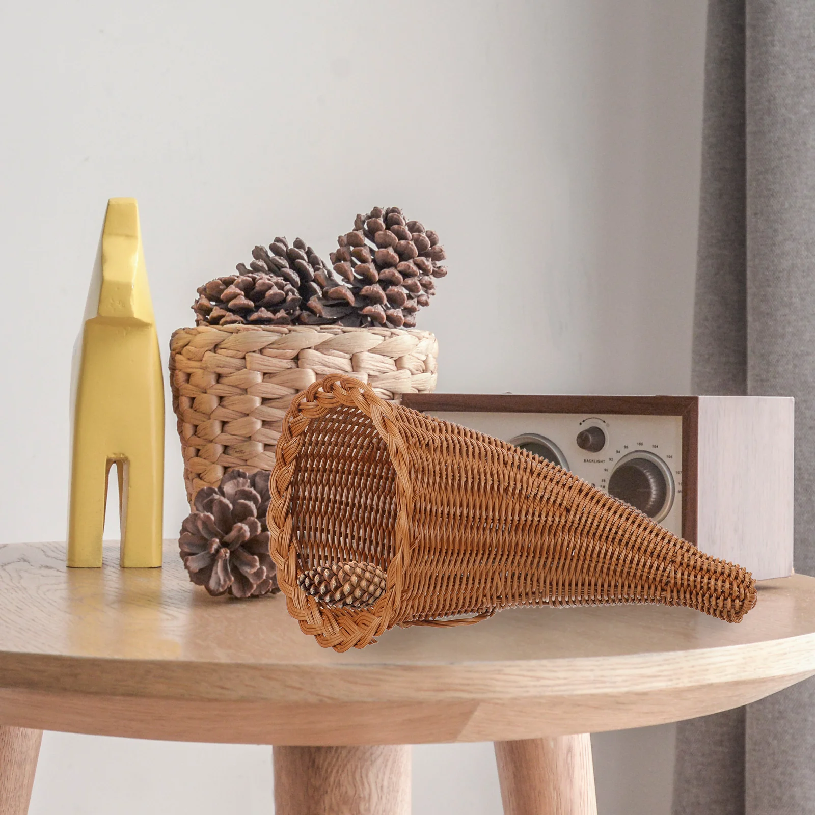 

Christmas Ornament Gift Horn Cowbell Style Hand-woven Basket Multi-purpose Decorative Rattan Harvest Bread Fruits Home Storage