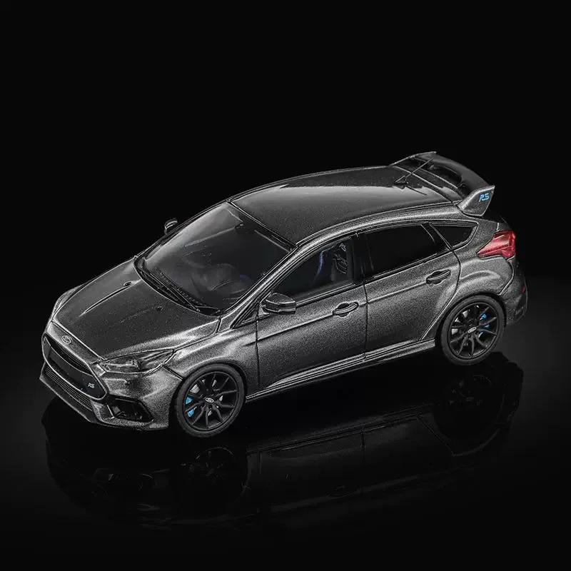 Turning Crush Diecast 1/64 Scale Focus RS Alloy Car Model Collection Decorated Holiday Gifts Toys