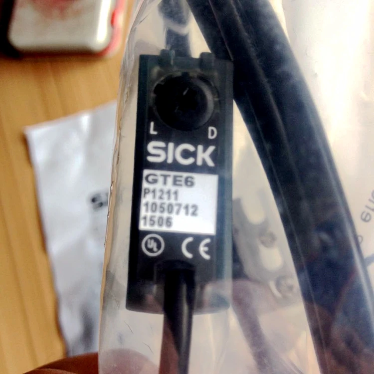 

Фотоэлектрические датчики SICK (Германия) GTE6-P1212, GTE6-P1211, GTE6-P4211