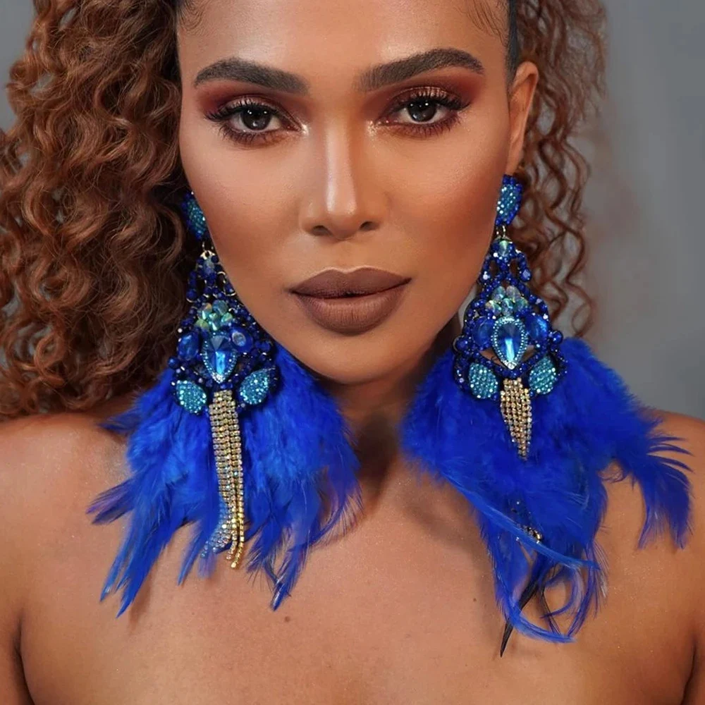 2024 Boho Blue Feather Tassel Earrings Dangle Woman Accessories Nightclub Sparkly Exaggerate Rhinestone Earrings Prom Jewelry