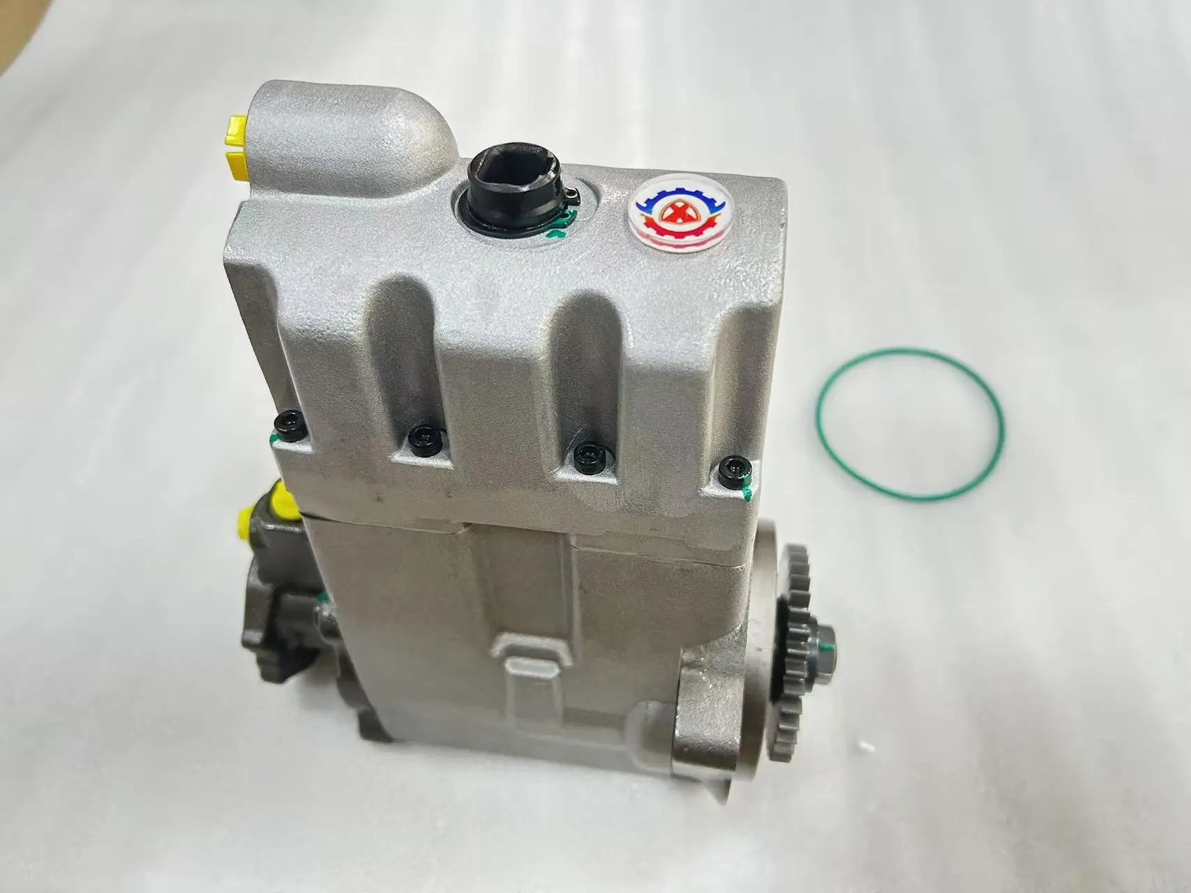 Excavator Spare Parts Diesel Pump 319-0607 3190677 476-8769 319-0678 3190607 Oil Pump Injection Pump For C7 C9 Engine