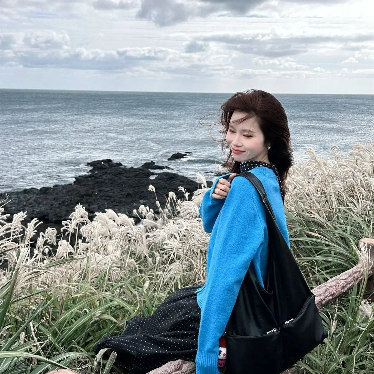 

2025 Korean Autumn Winter Ins Style Cardigan Gentle Blue Small Sweater Loose Knit Outer Outfit Spring New Style Top