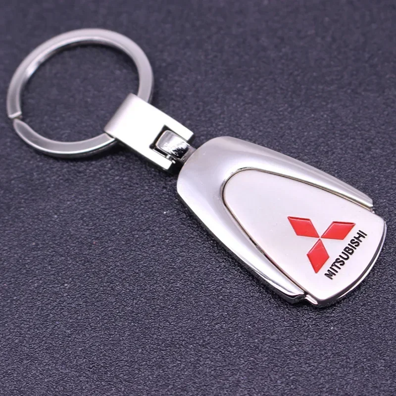 Metal Car Keychain Pendant Key Ring Accessories for Mitsubishi Pajero L200 ASX Eclipse Montero Ralliart Starion Outlander Galant