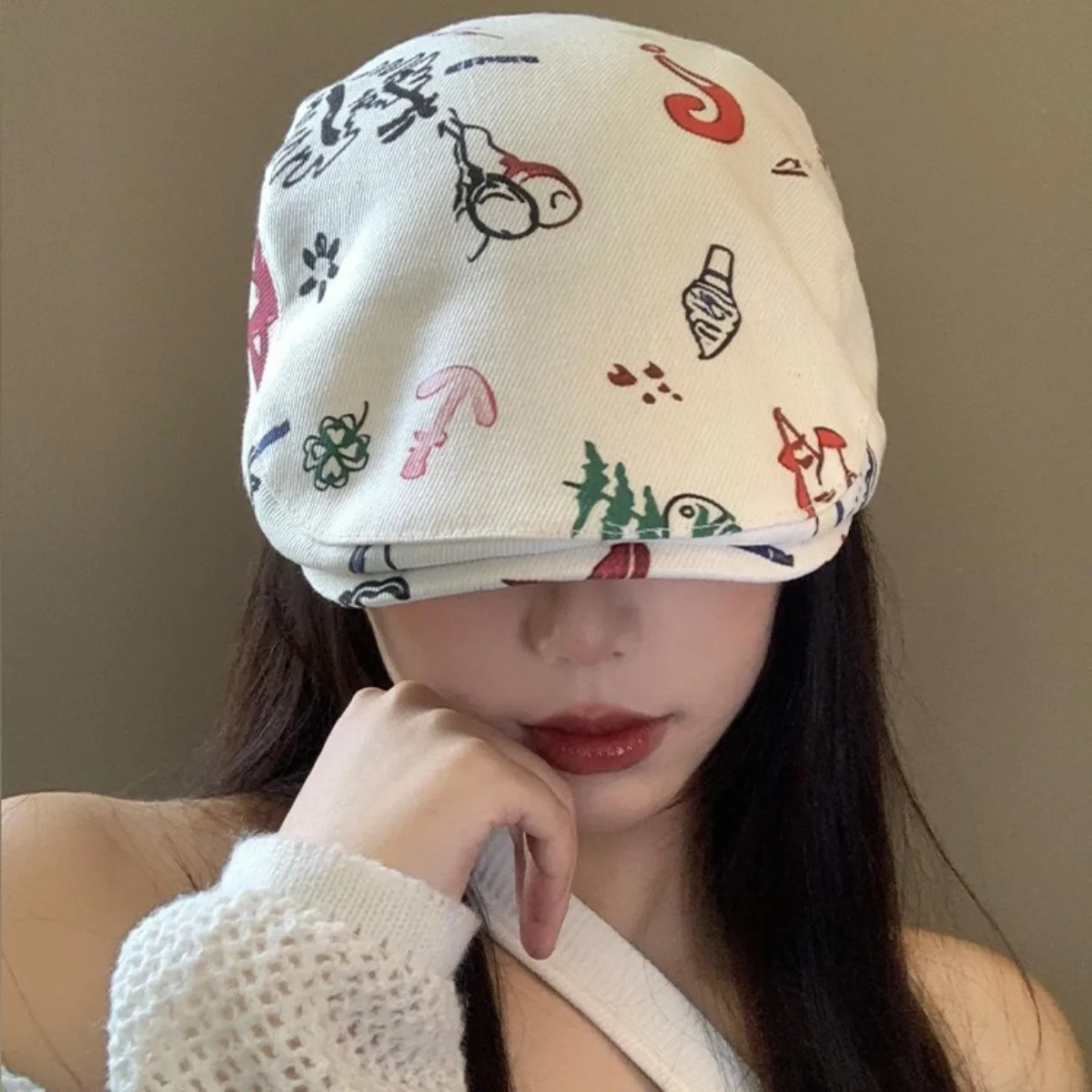 

Big Head Painter Hat Graffiti Design Korean Style Adjustable Beret with Face Slimming for Spring and Summer