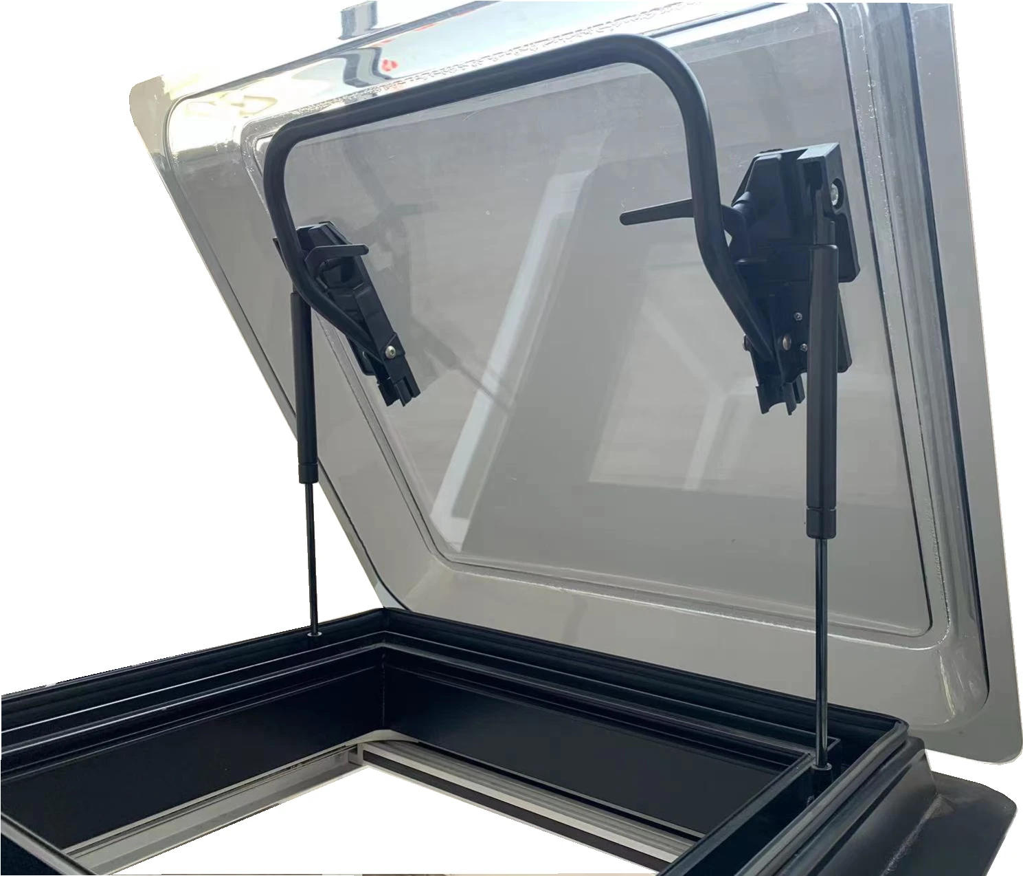 المصنع مباشرة سبائك الألومنيوم الإطار RV سقف كوة لمنزل متنقل مقطورة القافلة