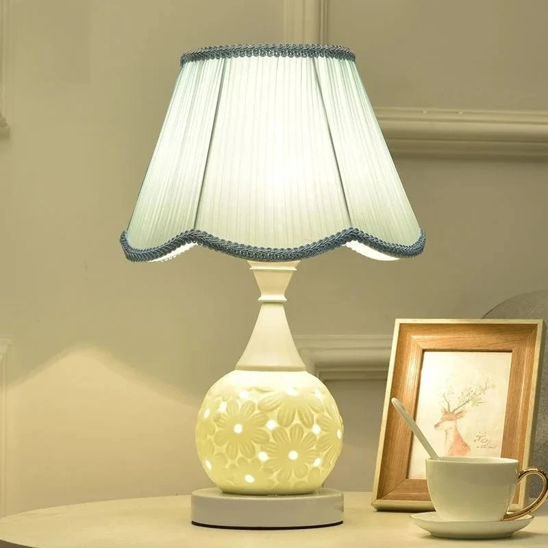 

European Modern Simple Ceramic LED Desk Lamps Bedroom Study Bedside Table Lamps Living Room Decor Dimming Fabric Art Floor Lamps