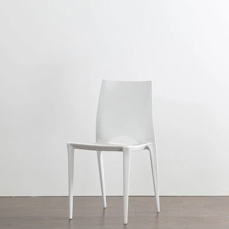Sedia da negoziazione per caffè con sedia in plastica creativa semplice e alla moda in plastica per esterni