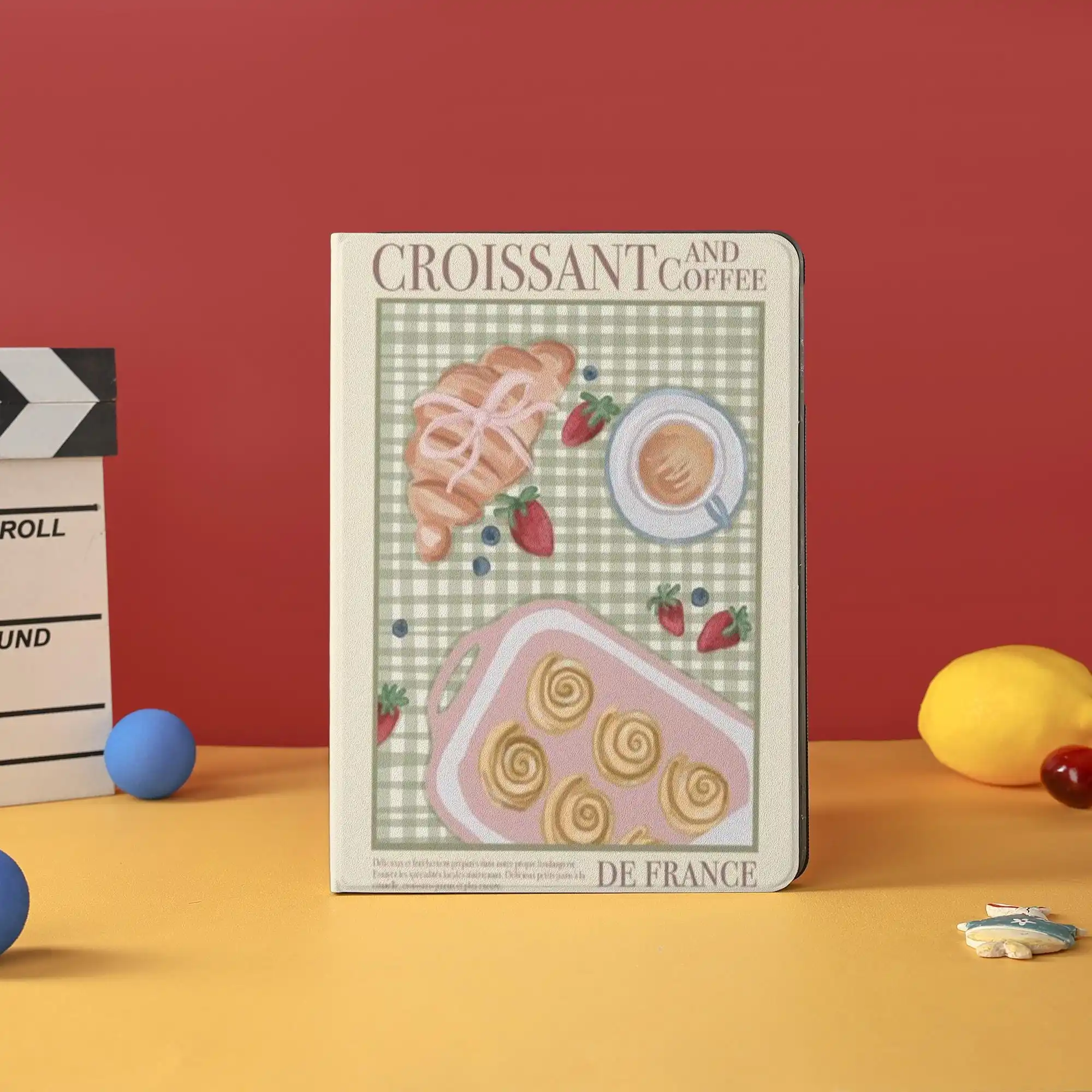 

Чехол для iPad Croissant And Coffee для Apple iPad 9,7 дюйма 10,2 дюйма 10,5 дюйма 11 дюймов iPad Air 6 5 4 iPad Mini 7/6/5 iPad Pro 2022 2021 2020