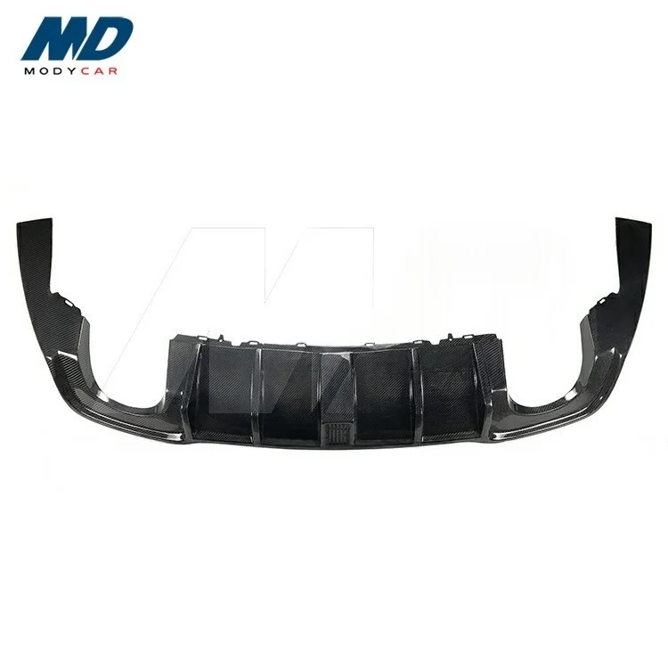 

Sd Style Carbon Fiber Rear Diffuser With Light for 2017-2018 AUDI Rs3