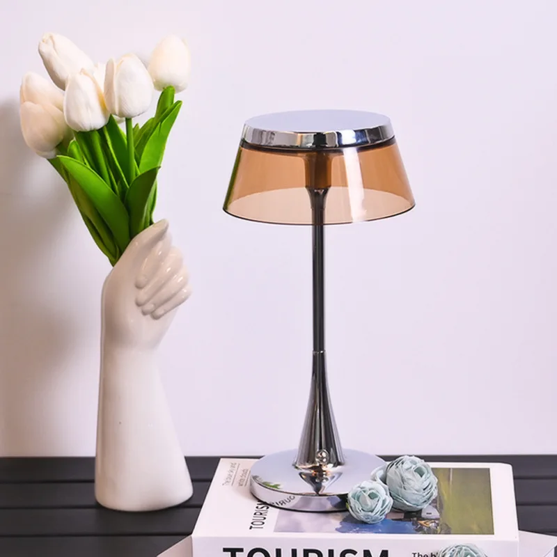 

Bar Creativity Table Lamp Bedroom Night Decoration Dining Table Lamp Living Room Metal Lighting Candeeiro MHZSD
