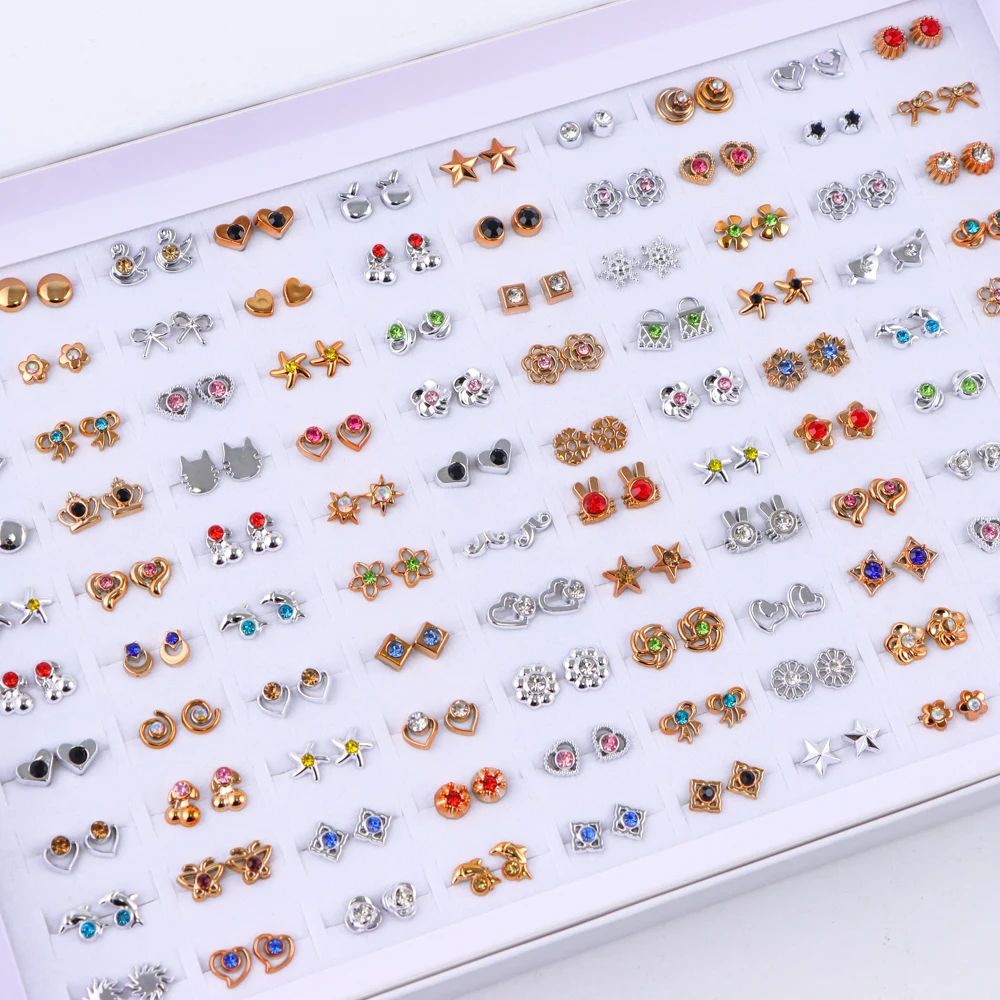 36 пар/лот, модные разноцветные стразы с женскими геометрическими маленькими цветочными серьгами, повседневные подарки для вечеринок, аксессуары в смешанном стиле 36 пар/лот, модные разноцветные стразы с женскими геометрическими маленькими цветочными серьгами, повседневные подарки для вечеринок, аксессуары в смешанном стиле
