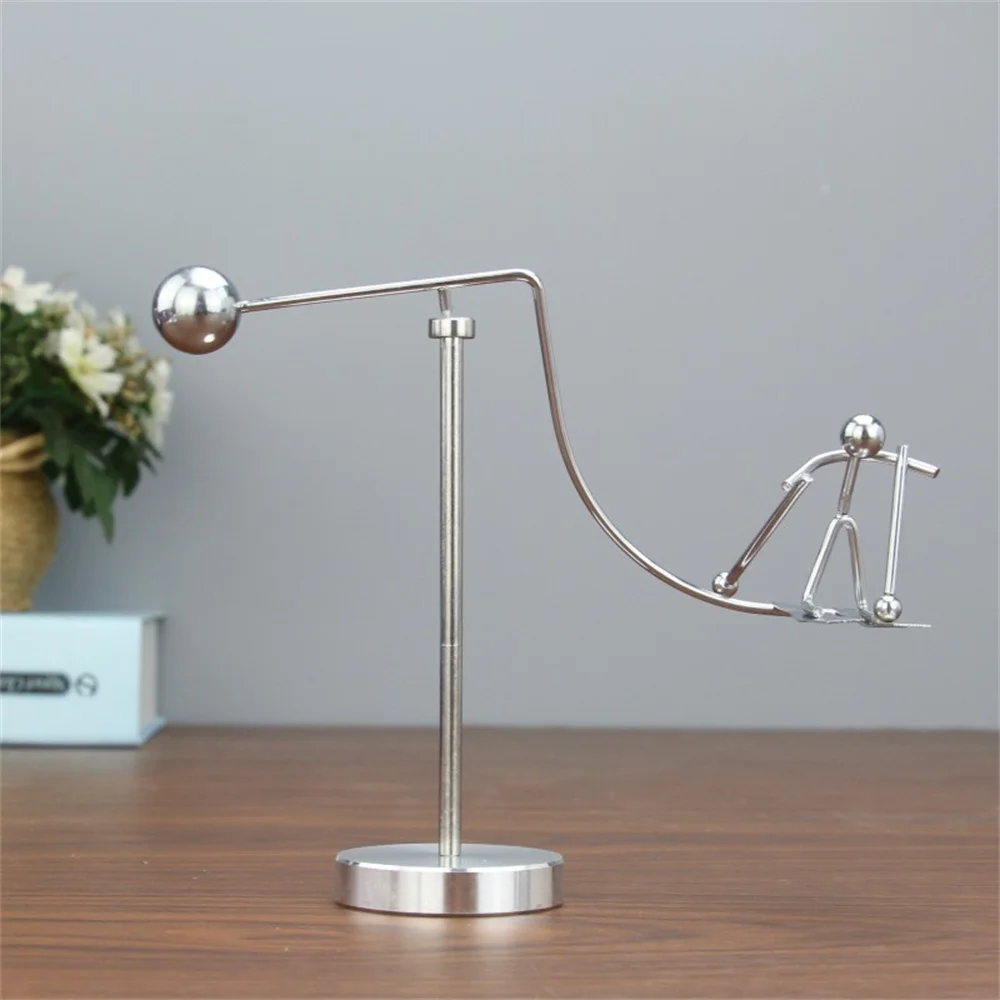 Balance Ball Swing Weightlifting Small Iron ManDesktop Weights Newton Physics Science Pendulum Metal Small Metal Crafts