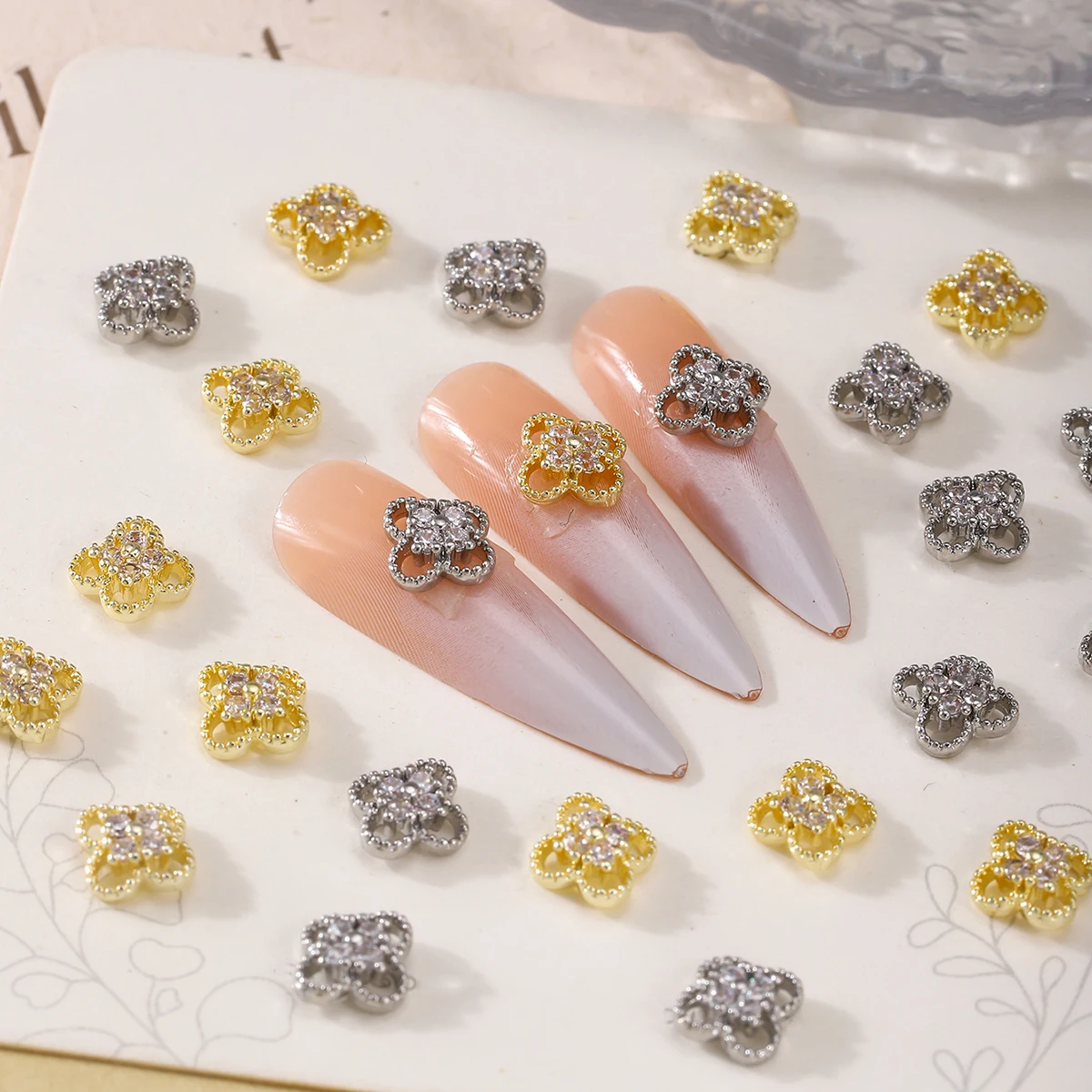 6 pcs hollow four-leaf clover nail accessories y2k metal style nail decoration, Japanese ins style diy nail flash metal diamond