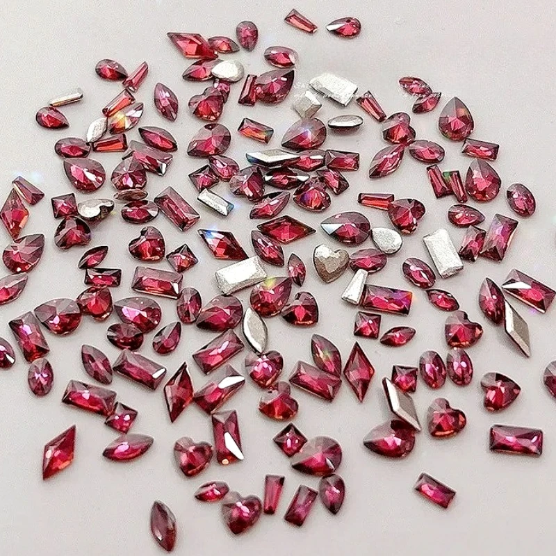 ทับทิมสีแดง Mini Zircon แชมเปญเรขาคณิต Rhinestone หยดน้ํา Love Heart ตกแต่งเล็บ DIY อุปกรณ์แต่งเล็บ