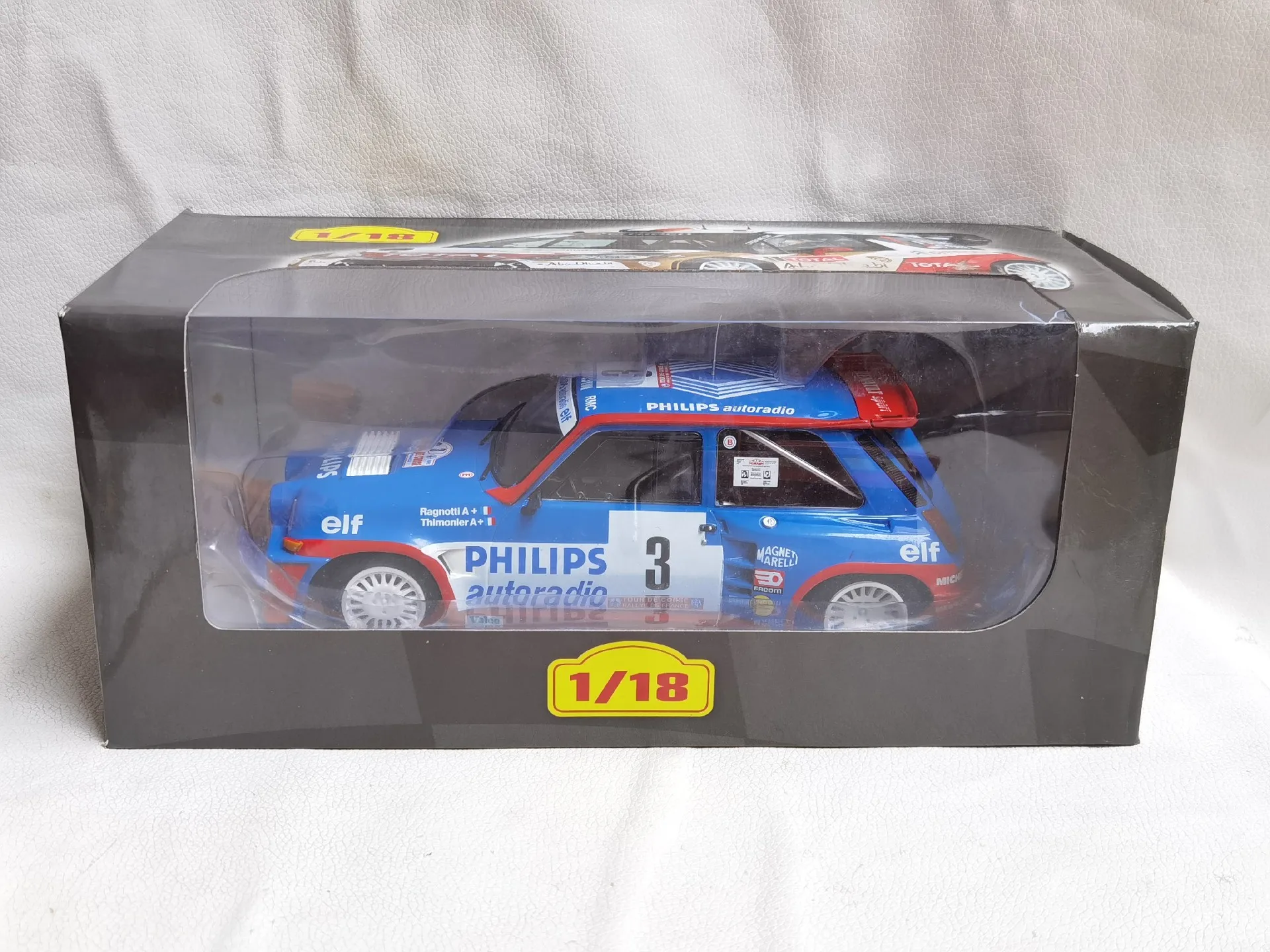 Diecast IXO Escala 1/18 RENAULT 5 MAXI TURBO # 3 Renault Racing Car G4F5F3 Modelo de coche de aleación