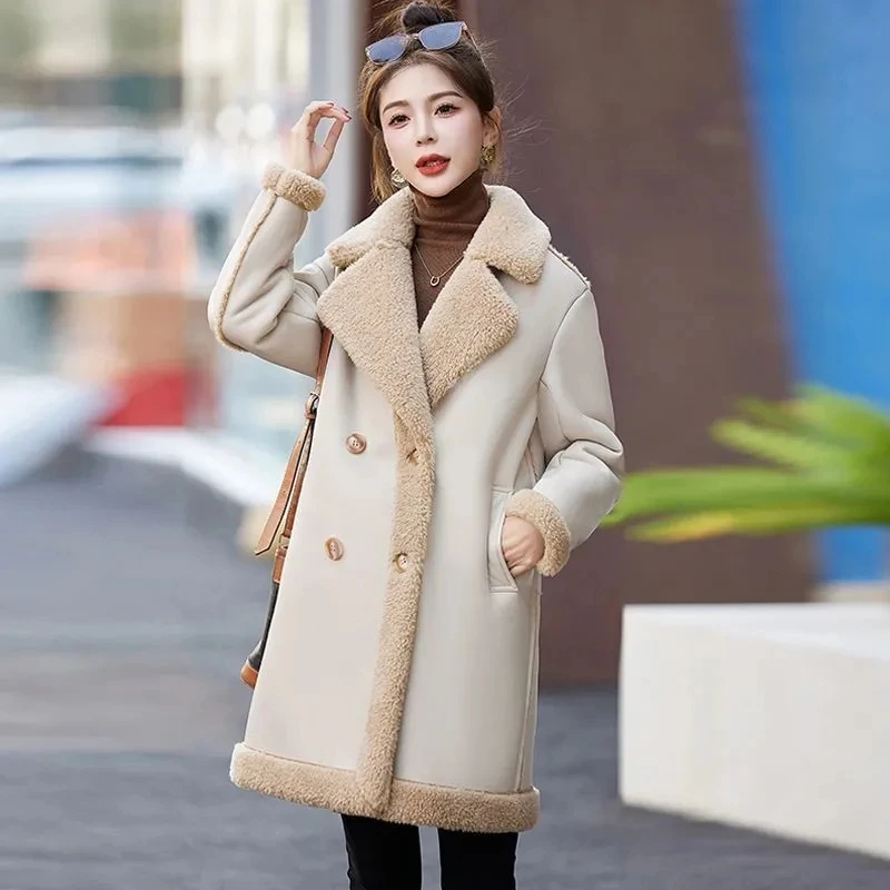 Winter Thickened Warm Outwear Women 2024 New Double Breasted Button Mid Length Add Thickened Fur Integrated Fashion Winter Coat