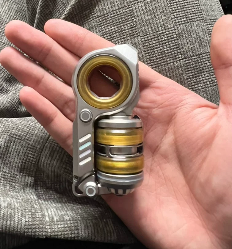 Used EDC Aurora Stress Relief Toy Haptic Spinner Fingertip Gyroscope Decompression Toys