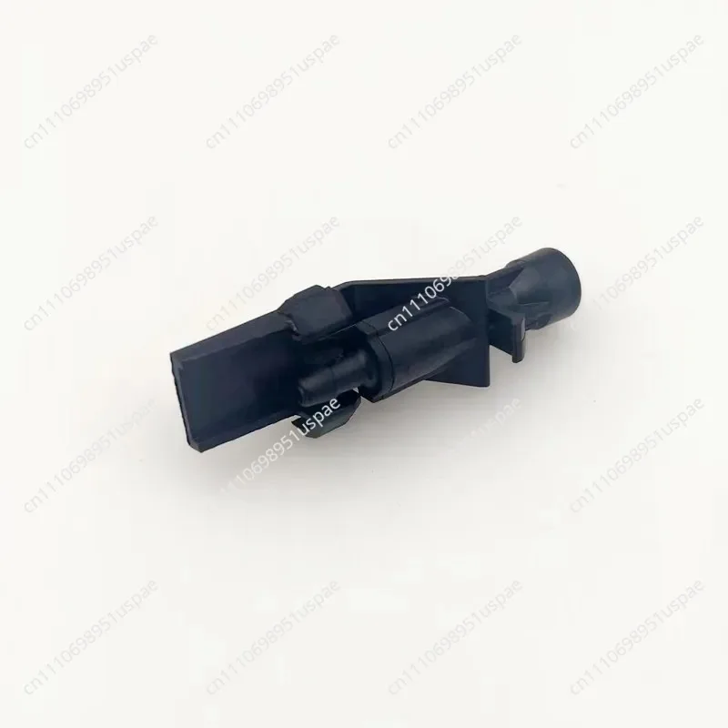 For Honda 14-22 Vezel XRV Front Windshield Washer Nozzle