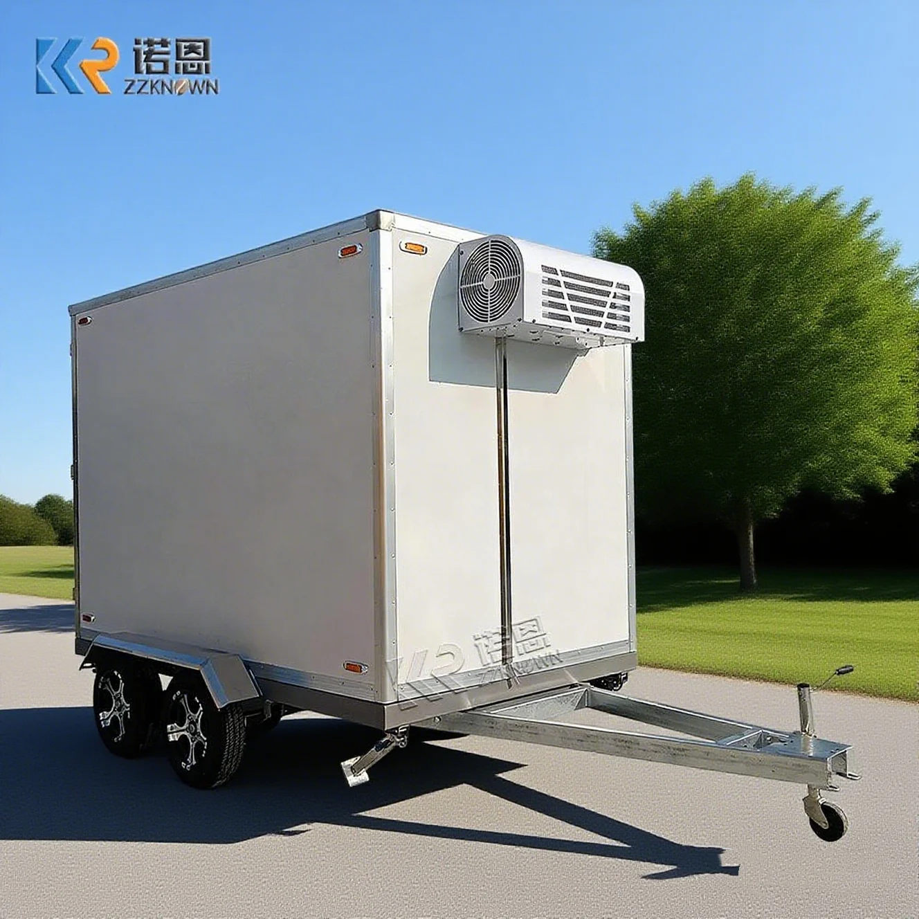

New Manual Diesel Refrigerator Freezer Mobile Food & Beverage Refrigerated Cold Trailer with Walk-In Room