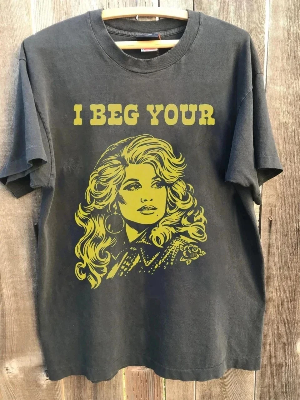 I Beg Your Parton Shirt Vintage Dolly Parton Country Music T shirt Men Women Four season popular unisex cotton T-shirt