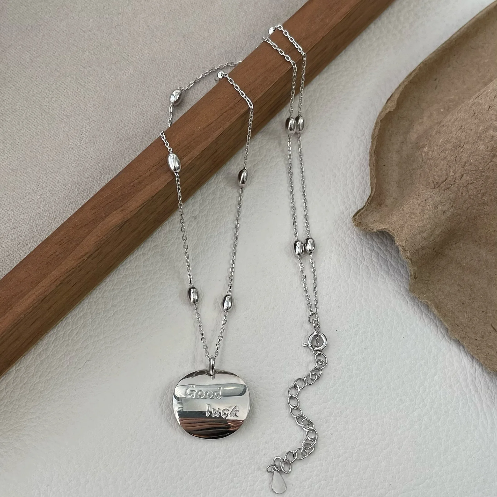 S925 pure silver lucky round pendant bead necklace, light luxury and fresh, high-end design clavicle chain for women