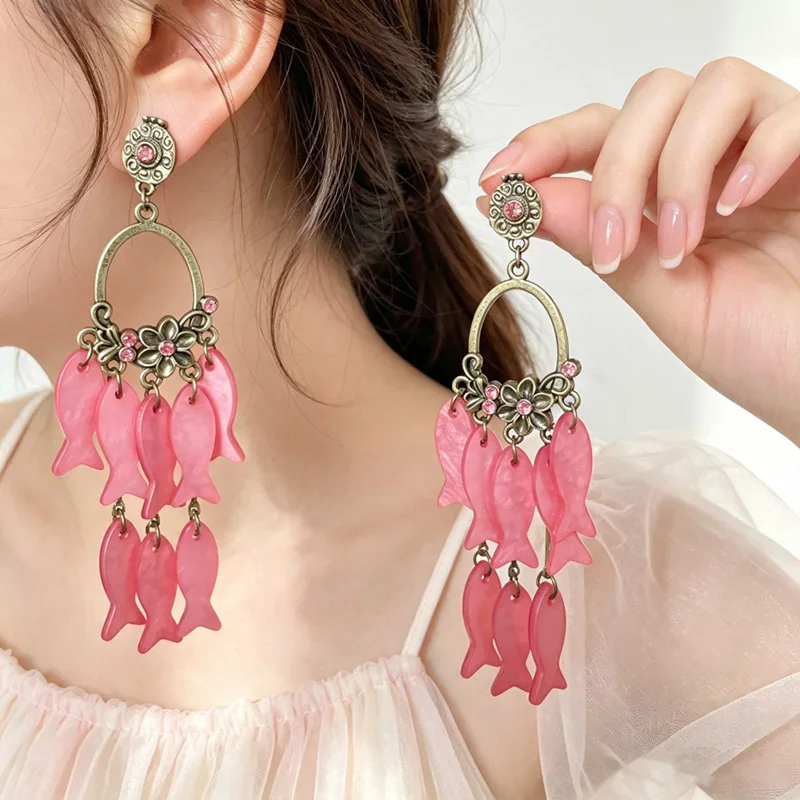 Vintage Bronze Arch Chandelier Piercing With Dangling Pink Fish Charms Playful Retro Palace Style Accessory Decor Gift