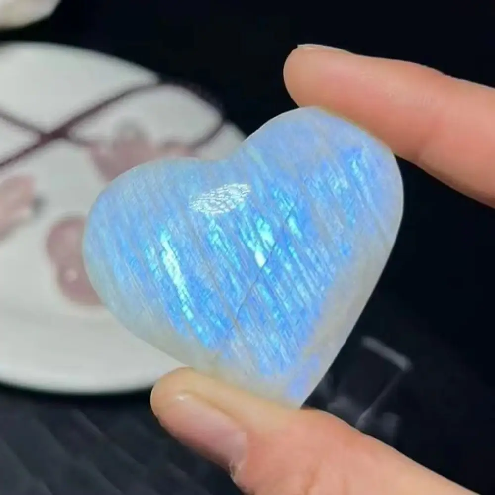 

Polished Blue Flash Stone Heart Shape Carving Stone Healing Stone Heart Cut Polished Healing Gemstone Women Gift