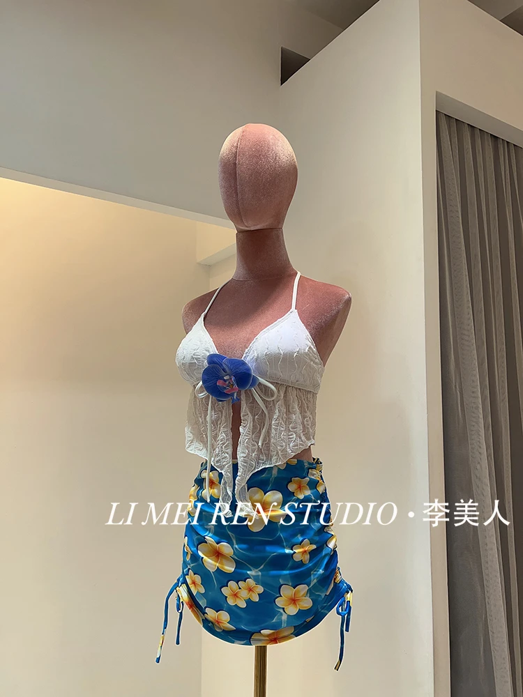 

New white floral camisole vest, hip hugging short skirt, split swimsuit, bikini three piece set