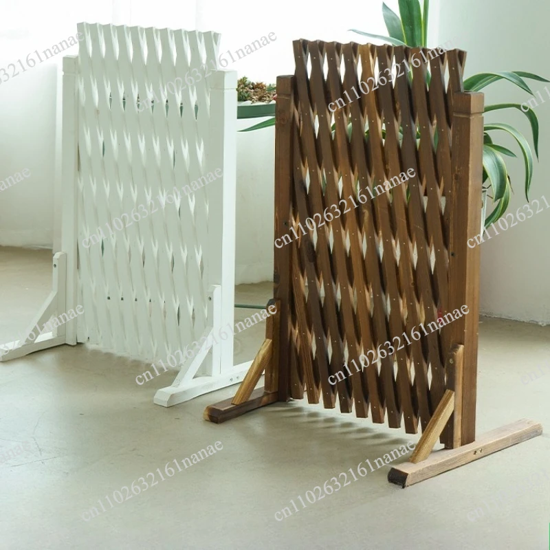 Antiseptic wood fence Outdoor retractable fence Guardrail Indoor pet fence Decorative mesh partition