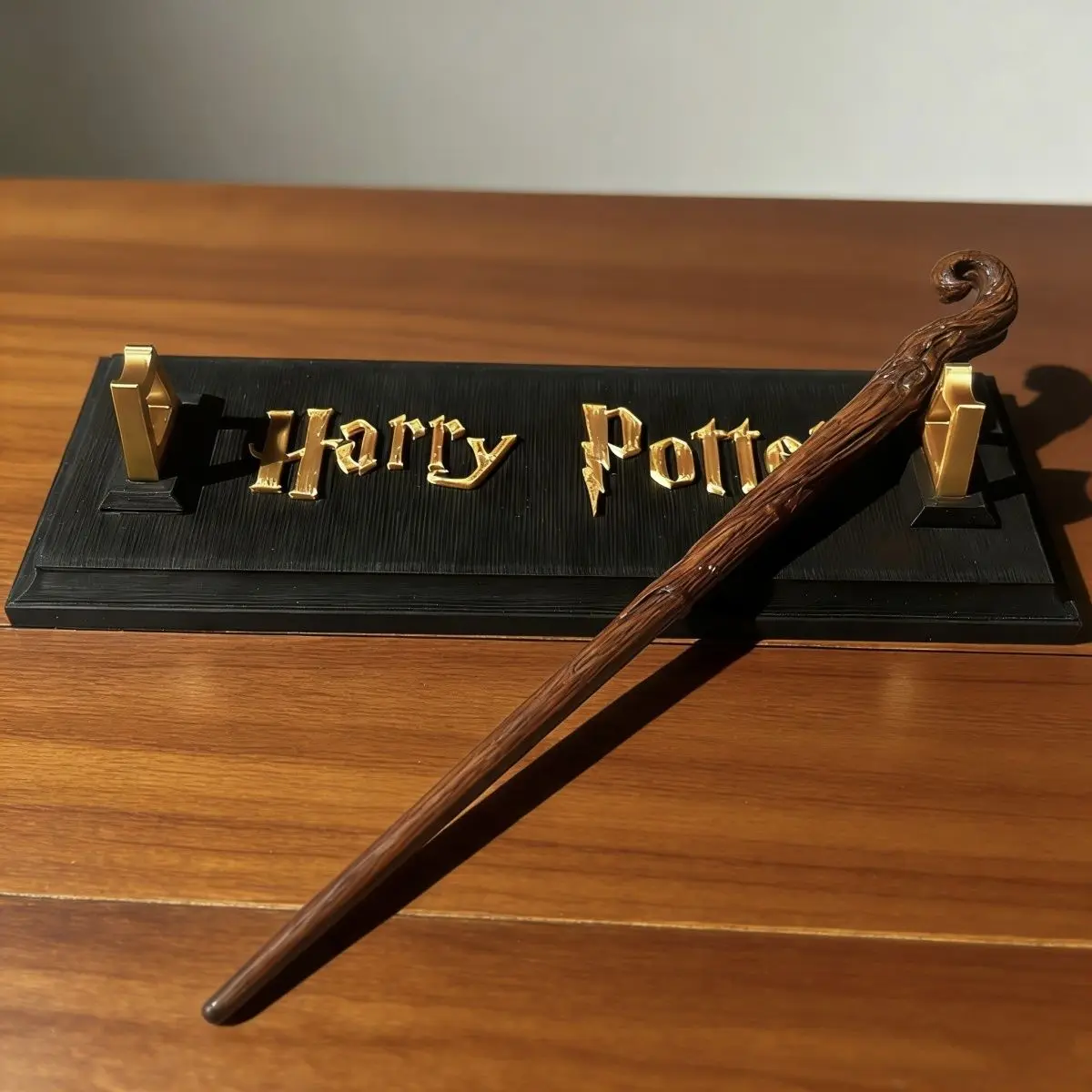 Harry Potter Wand Display Stand, Wand Storage Rack & Decor Ornament view 6