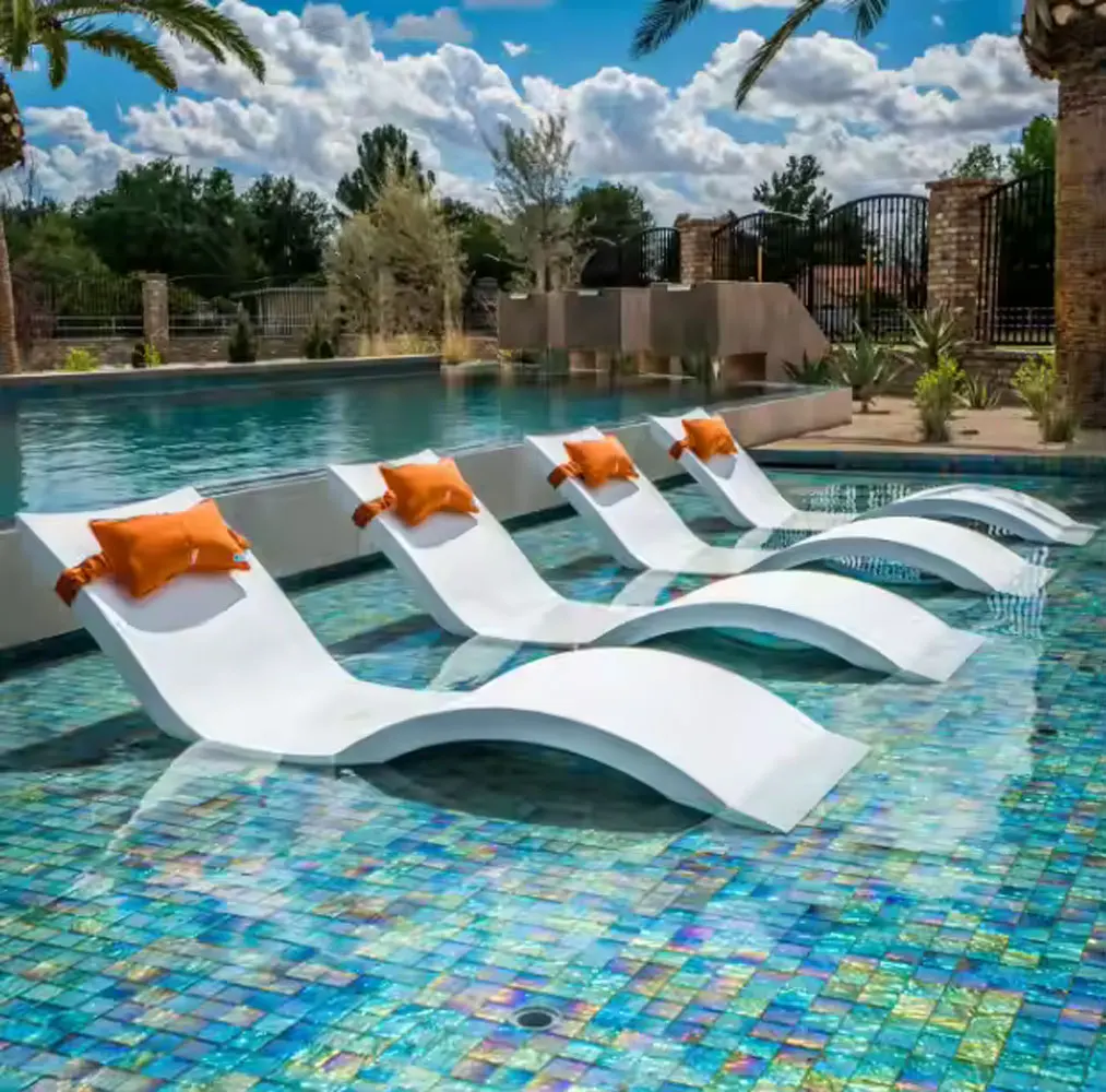 Buena venta de nuevos muebles de piscina en asientos de agua, tumbona en forma de S, chaise lounge con repisa para piscina