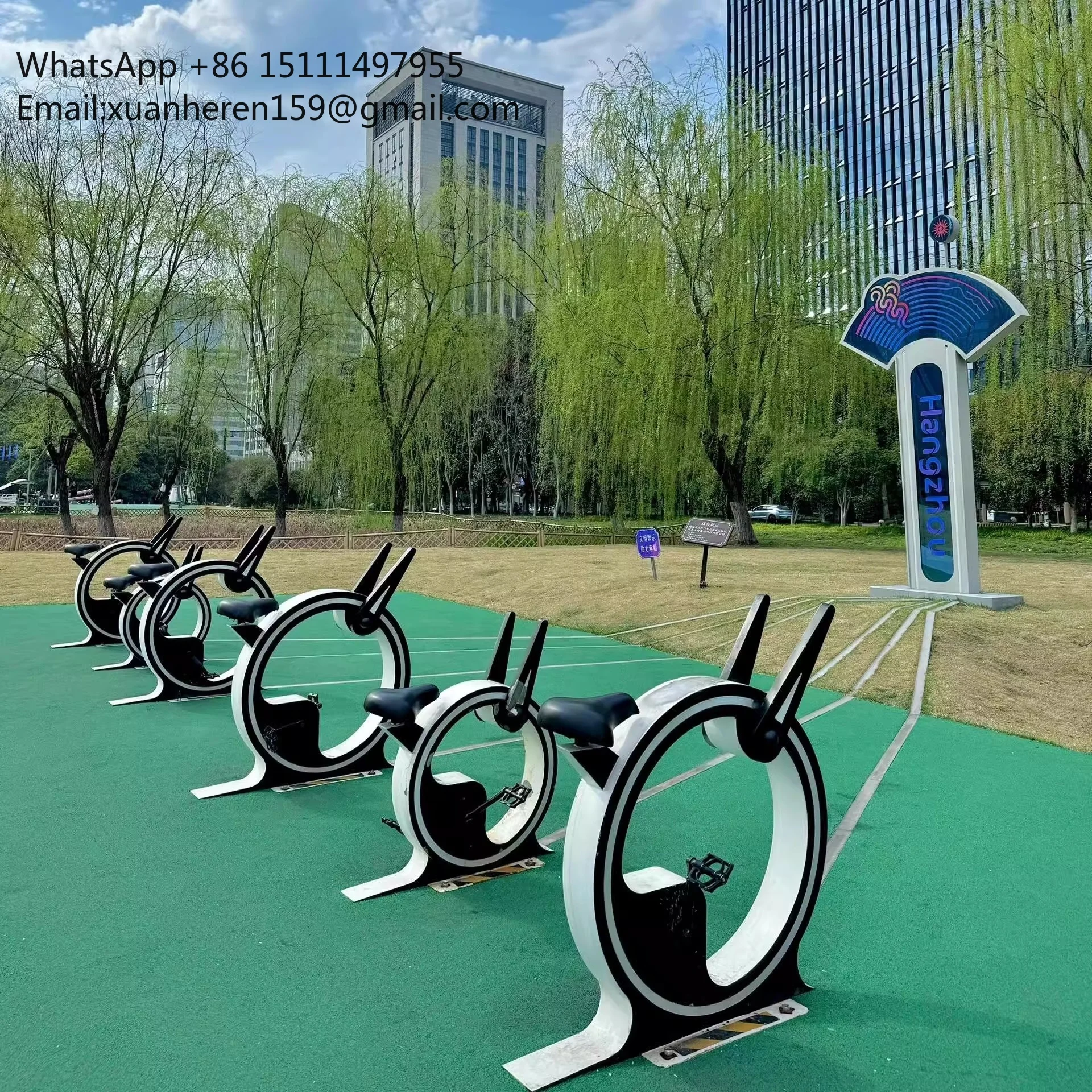 Custom Interactive AI Virtual Ride Equipment for Outdoor Fitness Multiplayer Entertainment Competition in Square Park Community