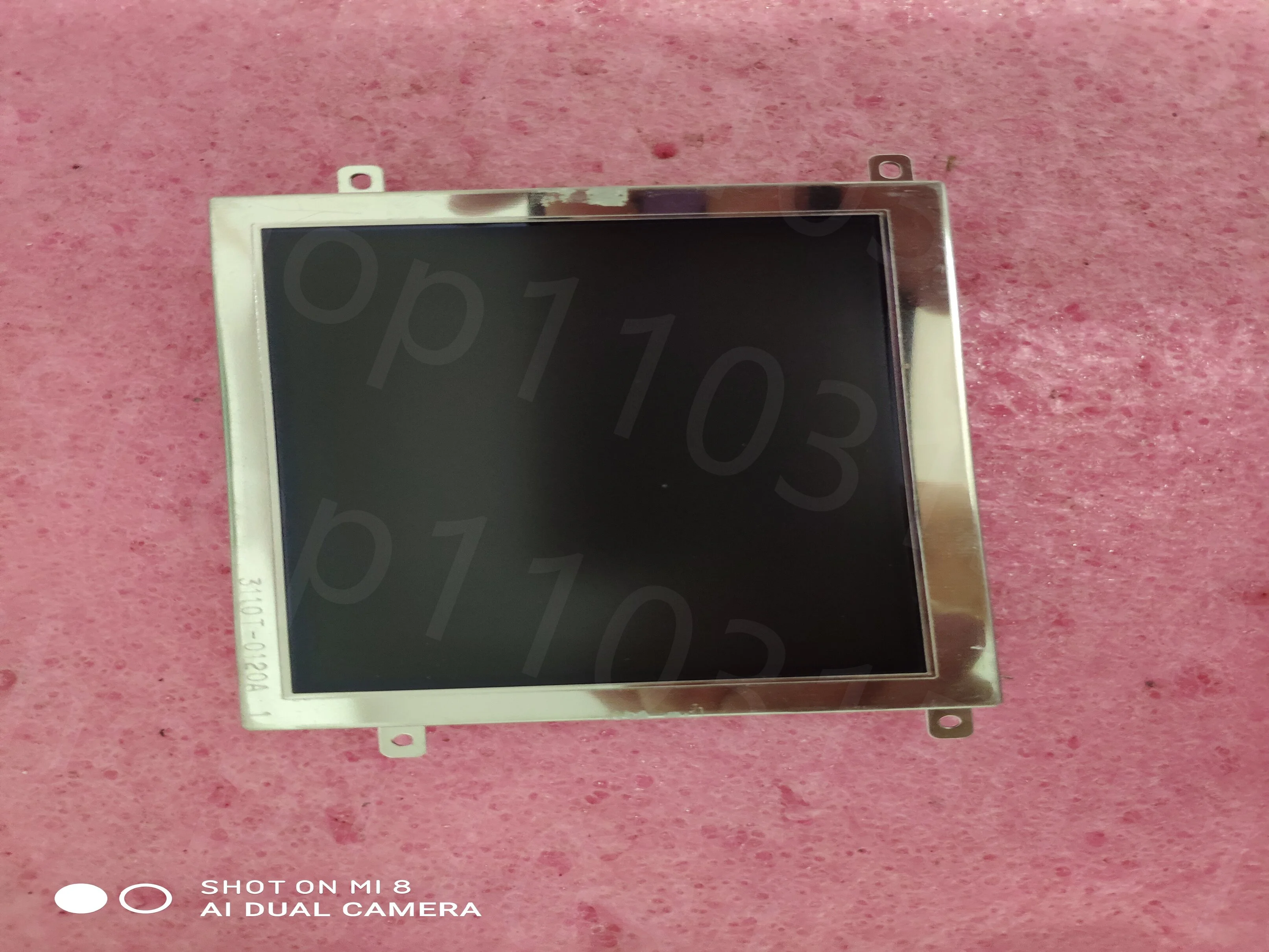 LCD screen LB040Q02 (TD)01) 4-inch display panel, 320*240, free shipping.