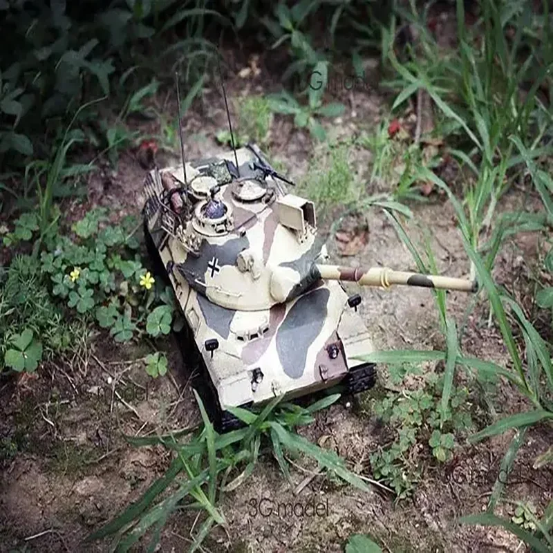 Tamiya 35064 รถถังรุ่น West เยอรมันเสือดาวกลางทหารถังอาคารชุดถัง DIY