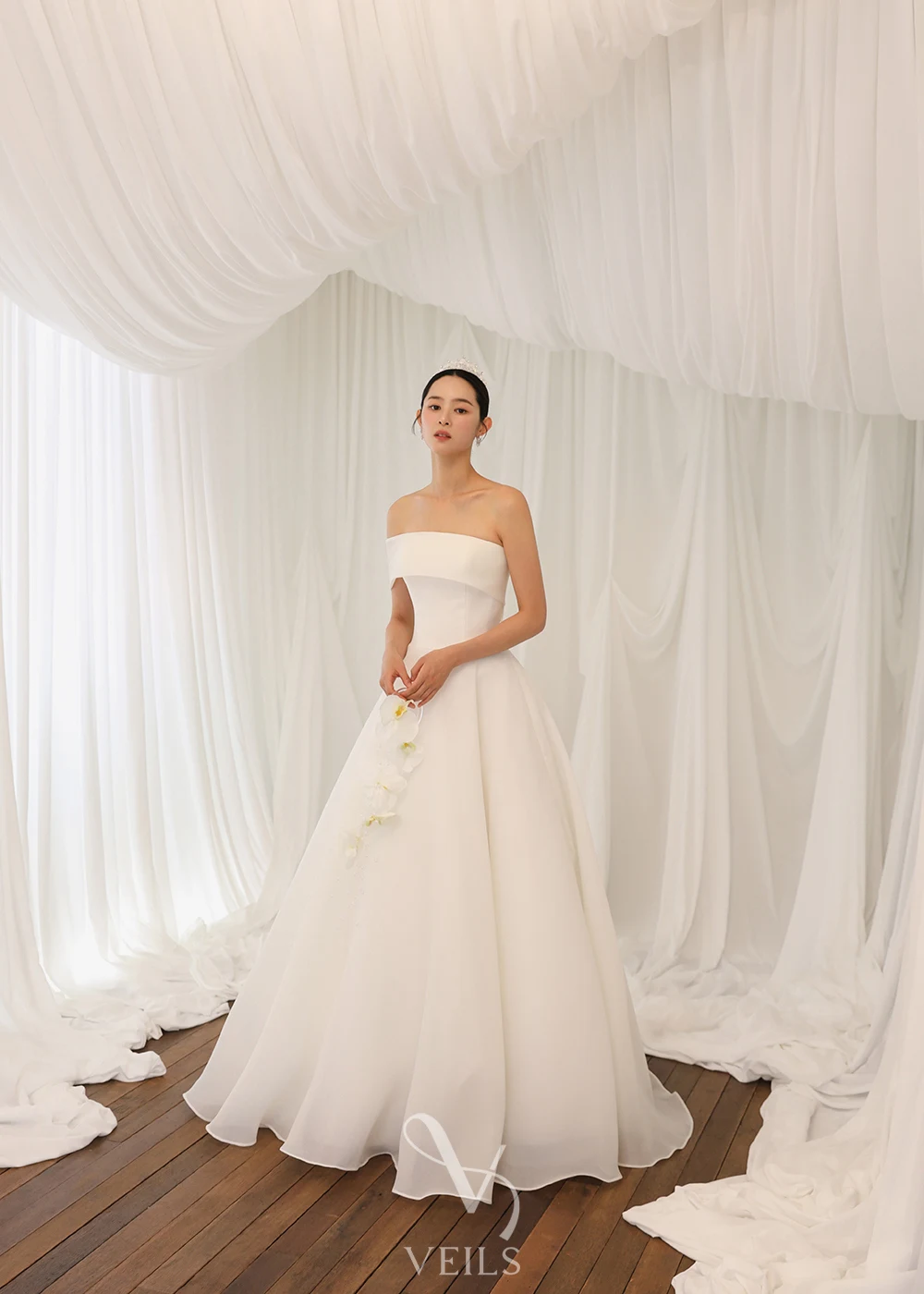 OLOEY Simple White Wedding Dress Strapless A-Line Bridal Gown Elegant Korean Style Backless Civil Evening Dresses Vestidos