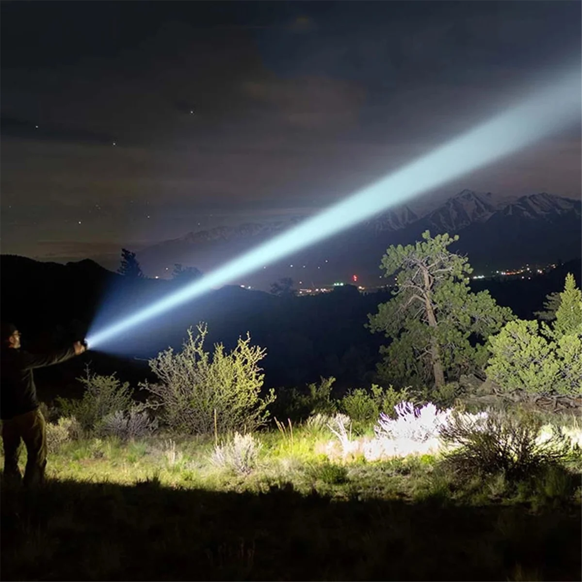 BOFOP 100000 Lumen Mini-LED-Taschenlampe XHP50 USB wiederaufladbar Eingebauter Akku 3 Lichtmodi Tragbare Taschenlampe Lampe lang-1200 mAh