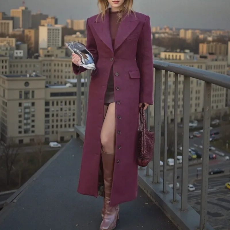 

In Autumn and Winter 2025, Women's Commuter Temperament Elegant Suit Lapel and Waist Long Woolen Coat