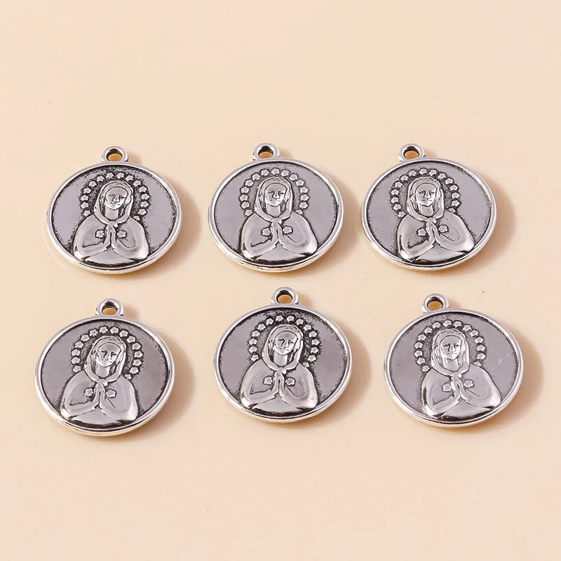 Leslie 10 Stück silberfarbene Statement-Anhänger in runder Form mit Jungfrau-Maria-Motiv, passend für DIY-Halsketten, 26 x 15 mm, Metalllegierung – Detail 2