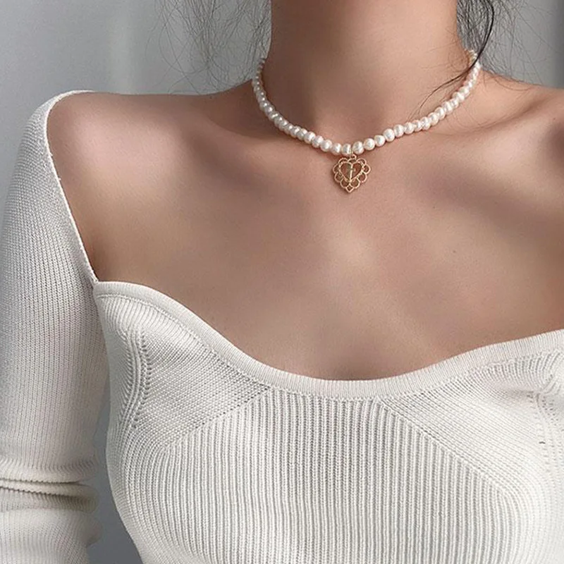 Kiss Jewelry Women Vintage Pearl Beads Necklace Metal Heart Hollow Out Cross Pendant Choker Collar Korean Fashion Party Gift