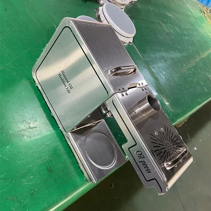 #220V/110V Home Oil Press for Olive Oil, Coconut Oil, and Soybean Oil; Cold-Pressed and Hot-Pressed; Automatic Oil Press