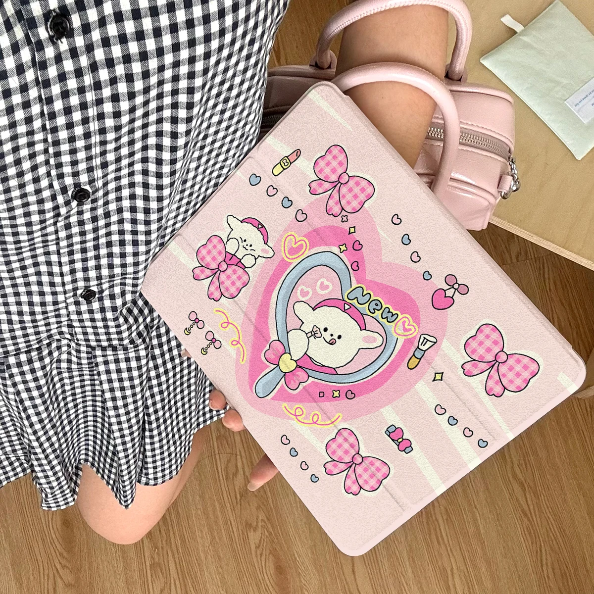 

Cute Bow Dog Tablet Case For Apple iPad Pro 2024 11 inch 2025 Air 5/4 10.9 iPad 10 9.7 10.2/10.5 mini 6 7 Cases with Pen Holder