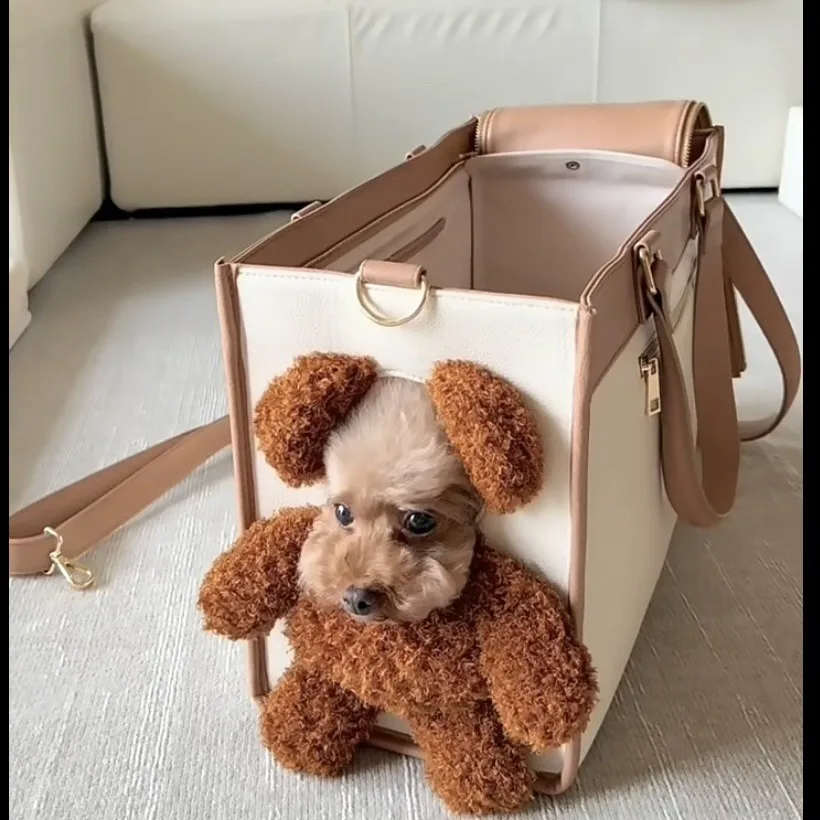 

Large-capacity Bag for Going Out. It's A Plush Cat Bag with A Bear That Can Stick Its Head Out, A Single-shoulder Bag